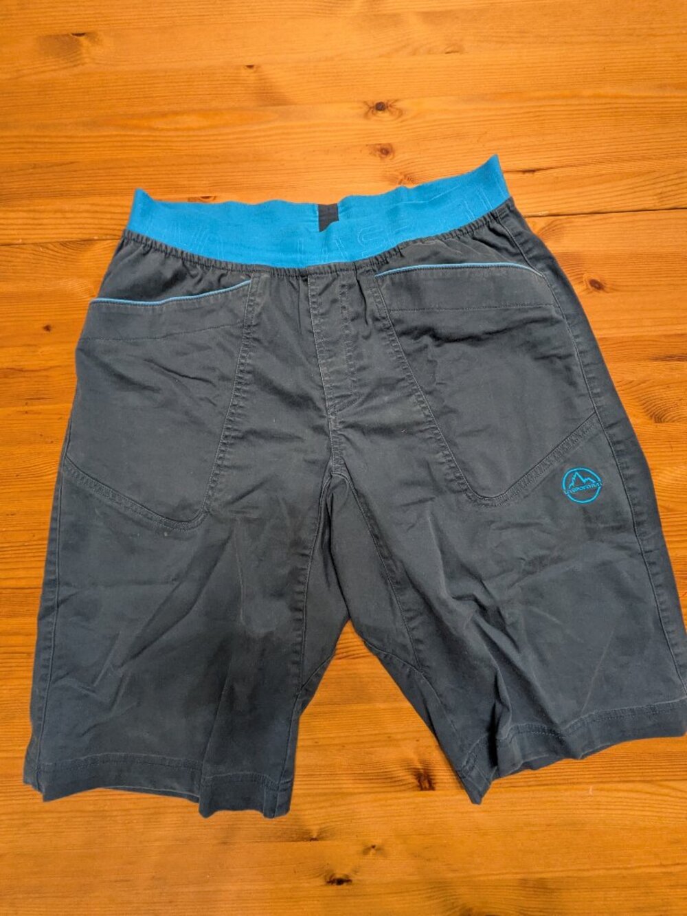 La Sportiva Flatanger Shorts - Mens Size L - Blue Outdoors Hiking Shorts